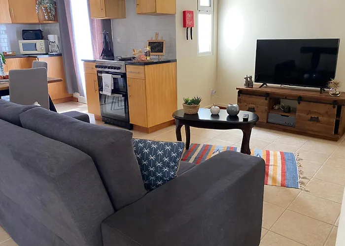 ゲストハウス Mountain And Ocean View Água de Alto